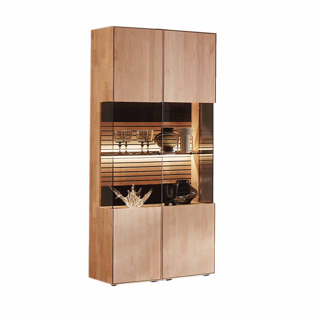 WM2320-Zeilenschrank-6940-Erle WM 2320 - Zeilenschrank 6940 in Erle, mit großen Vitrinenfach, Rückwand in Lamellen und schwarzem Mattglas Akzent.