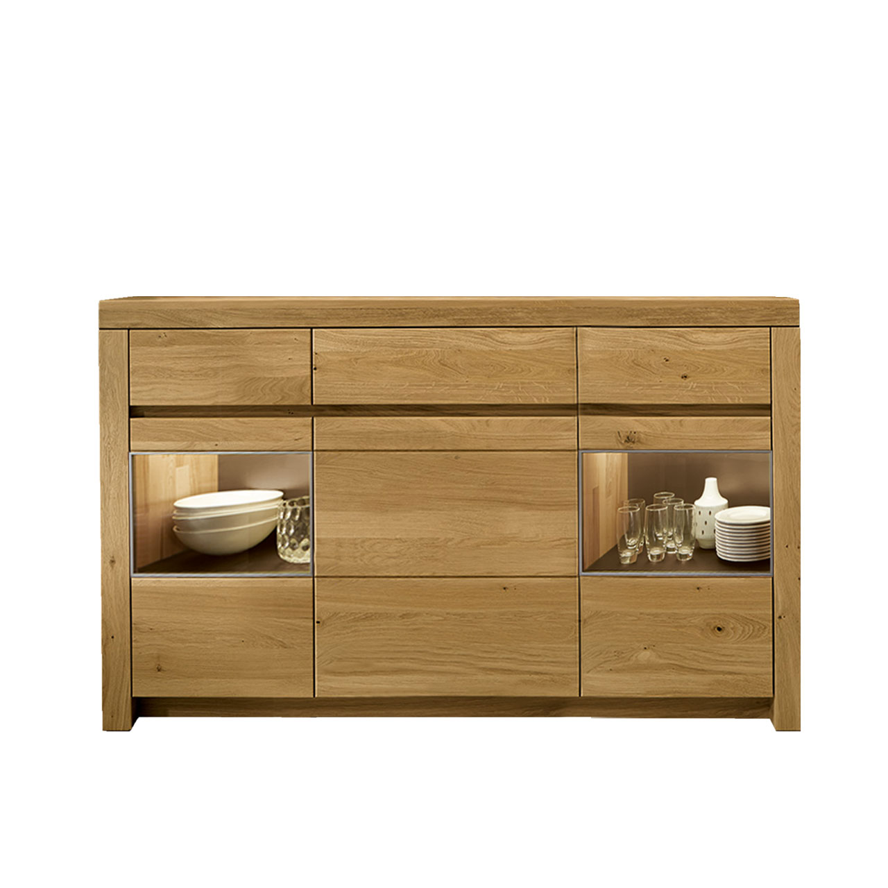 Soleo-3000-Sideboard-3940-freisteller-wildeiche Sideboard in massiver Wildeiche Type 3940 mit drei Schubkästen und zwei Holztüren mittig, zwei Türen mit Vitrinenfach.