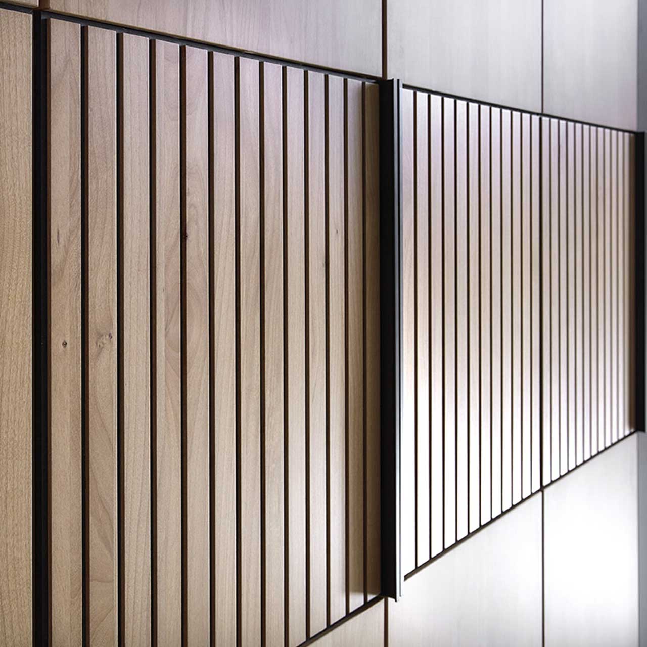 WSM 4400 Kleiderschrank detail WSM 4400 Kleiderschrank Lamellen detail