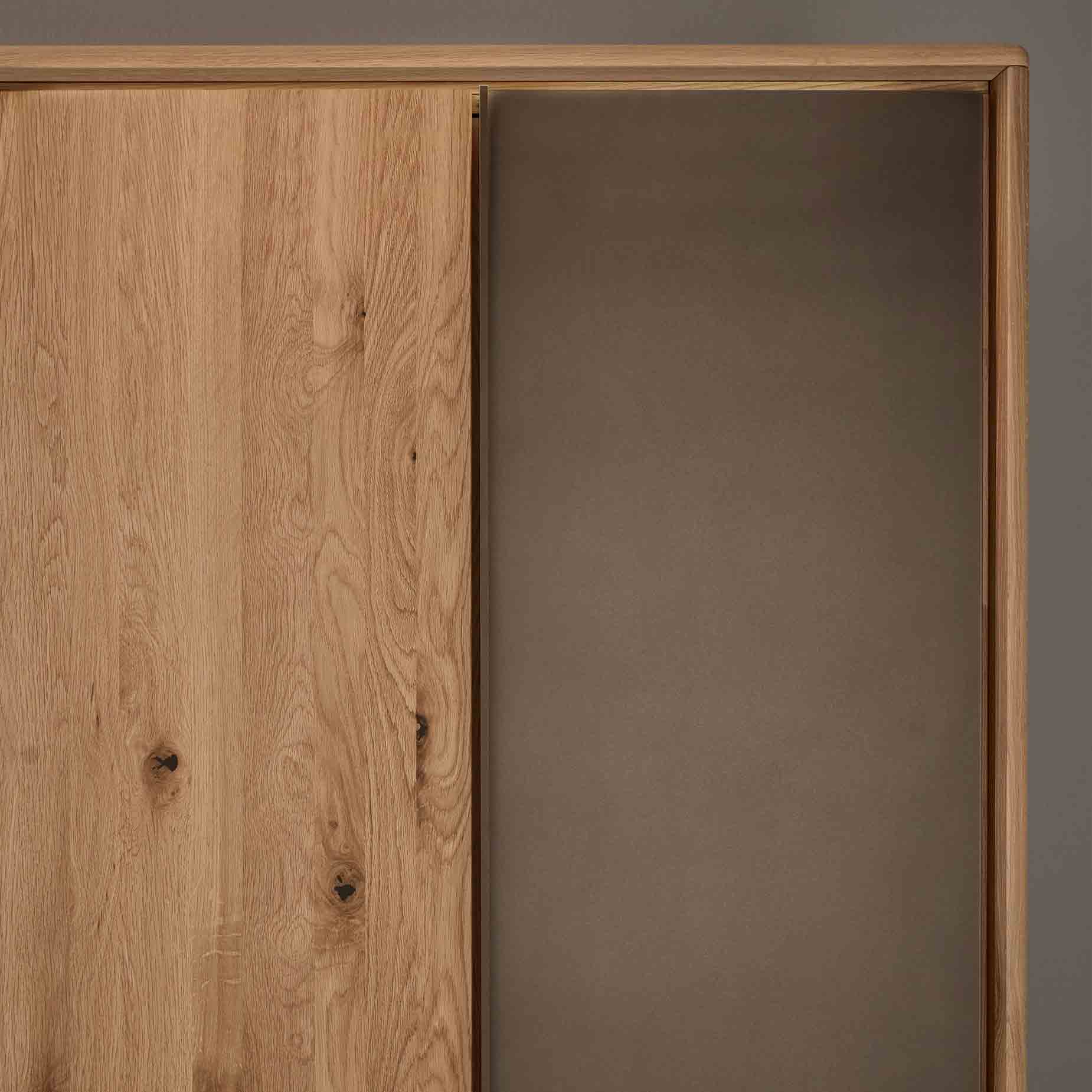 WSM 7100 Kleiderschrank mit Passepartout