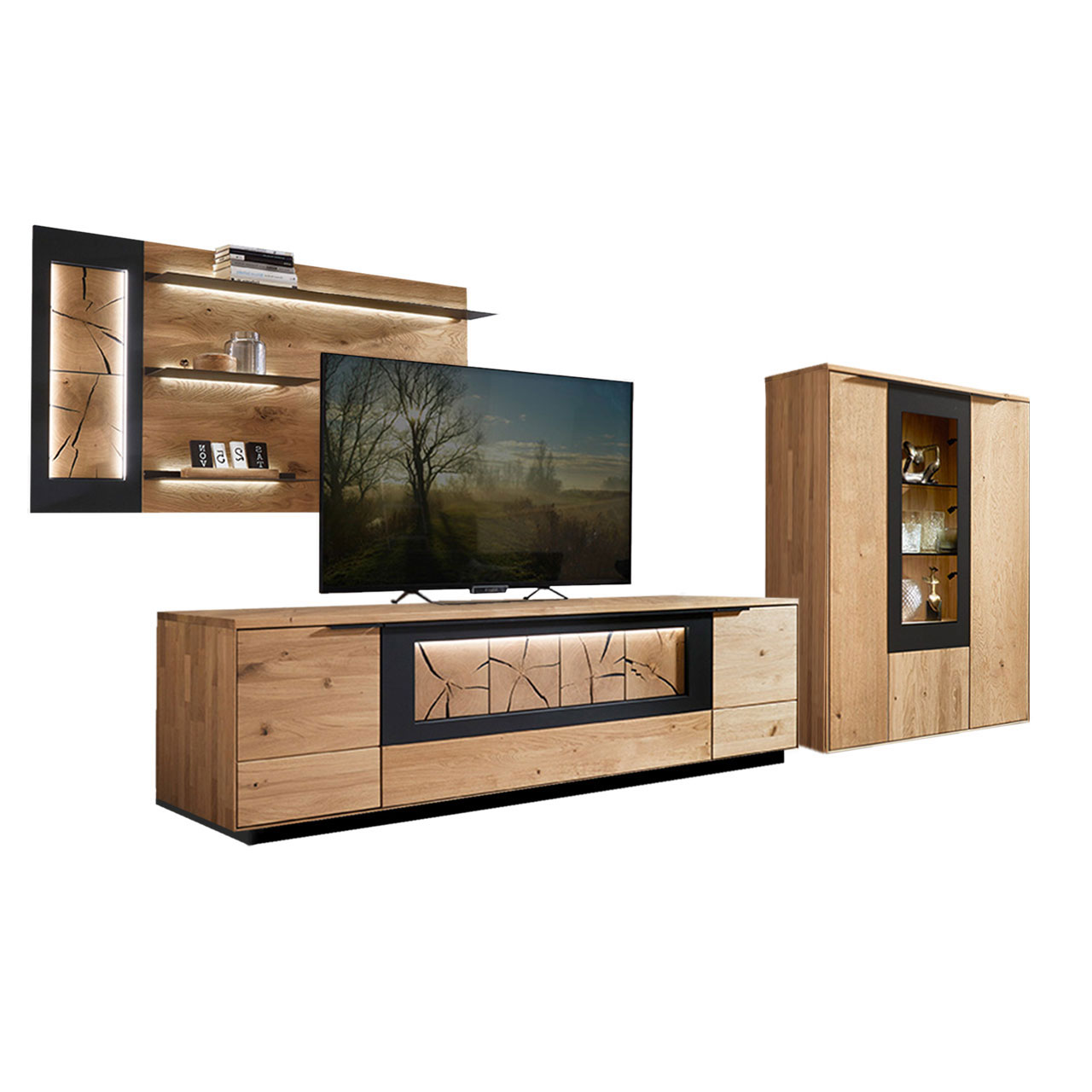 Wohnzimmer Type 0108S, bestehend aus einem Highboard mit Vitrinenfach in Wildeiche mit einem carbonfarbigen Metallrahmen, kombiniert mit einem Wandboard und einem Lowboard in Wildeiche und Hirnholz Akzent, inklusive Sockel.