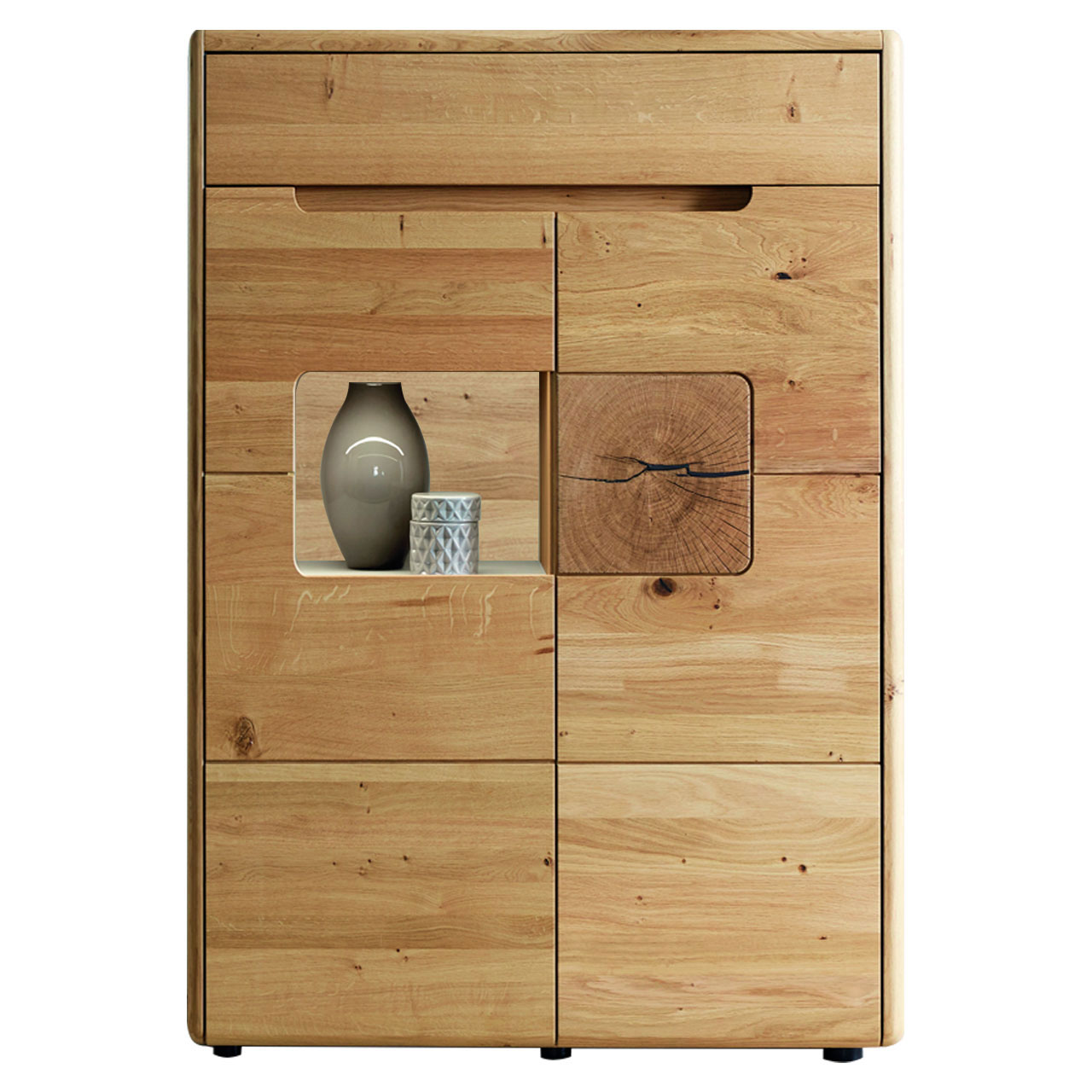 WM-solento-highboard-type-3843-3844-3-1 Solento Highboard in Wildeiche und Hirnholz Applikation, im Vitrinenfach mit der Rückwand in Wildeiche
