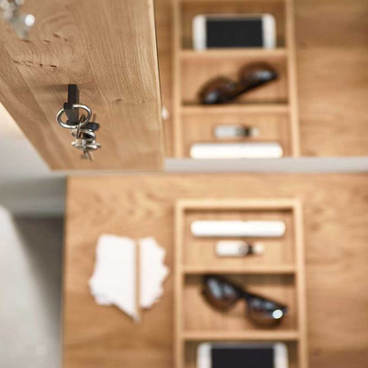 WM1910-Garderobe-Spiegel-14503-1 wm1910 Garderobespiegel 13903-detail